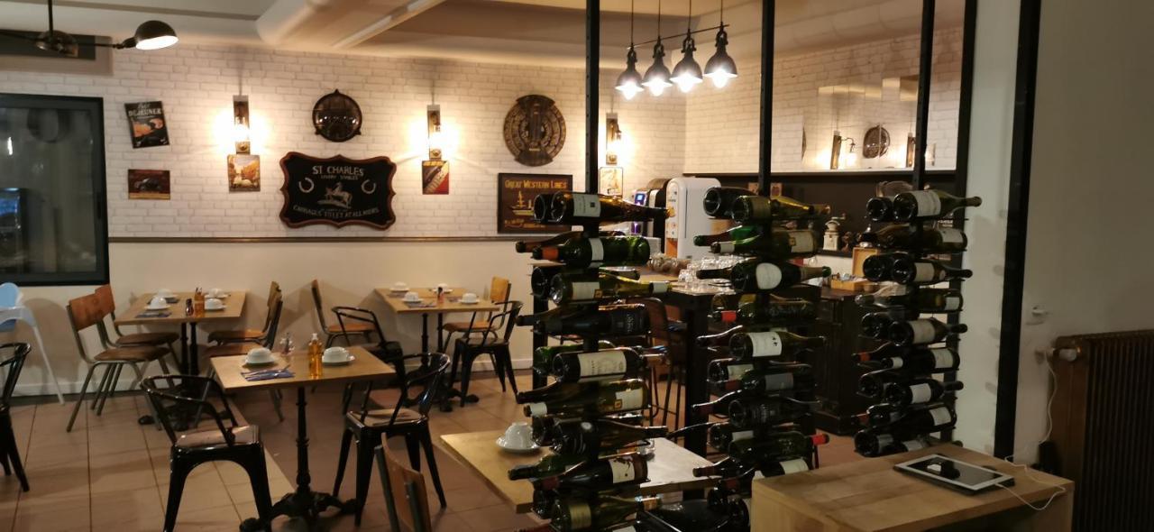 Hotel Restaurant La Voile - Le Dock'Er ลุคมาเรียเกอ ภายนอก รูปภาพ