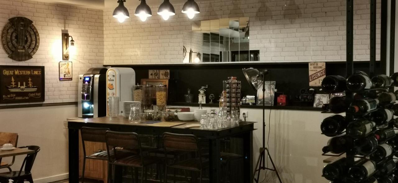 Hotel Restaurant La Voile - Le Dock'Er ลุคมาเรียเกอ ภายนอก รูปภาพ